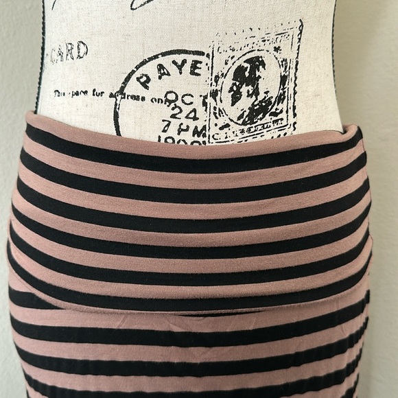 Tan / Black Striped Maxi Skirt - Picture 3 of 4